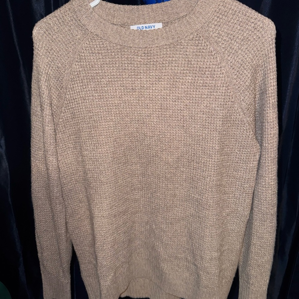 Old Navy women’s  Beige Crewneck Sweater